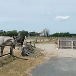 Dom wakacyjny Le De La Ferme *